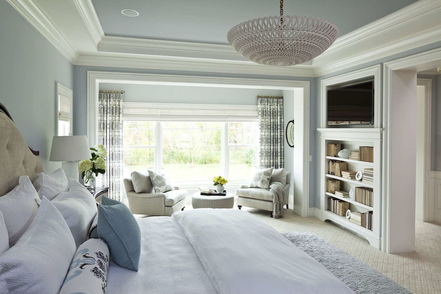 طراحی اتاق خواب مستر به شیوه اصولی با استفاده از مبلمان مناسب